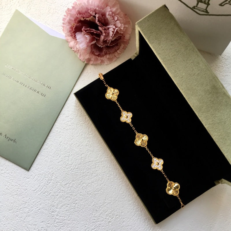 VAB45 Classic four -leaf grass inlaid bracelet jewelry 18K gold plated Jewelry