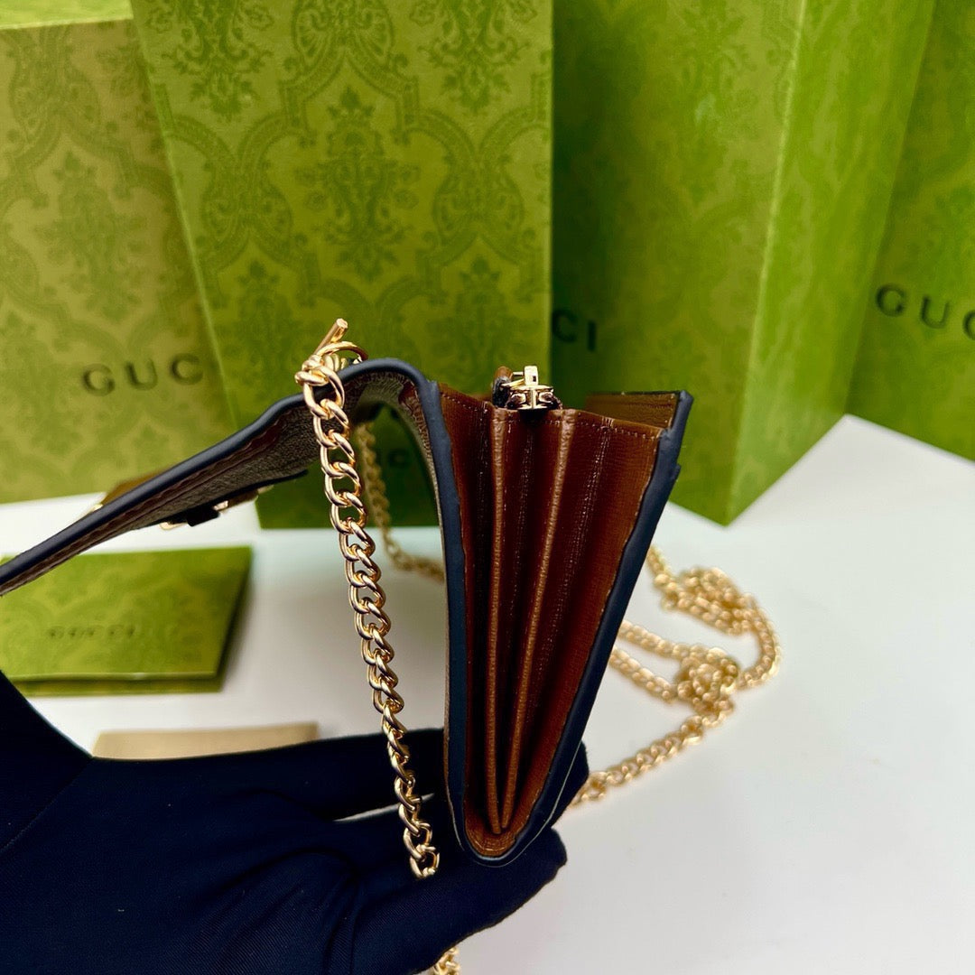 GUCCI Saddle Buckle Crossbody Wallet on Chain