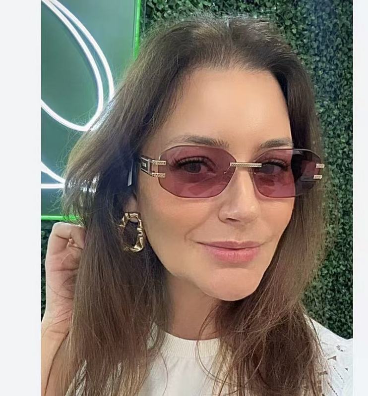 9212 Sunglasses with box