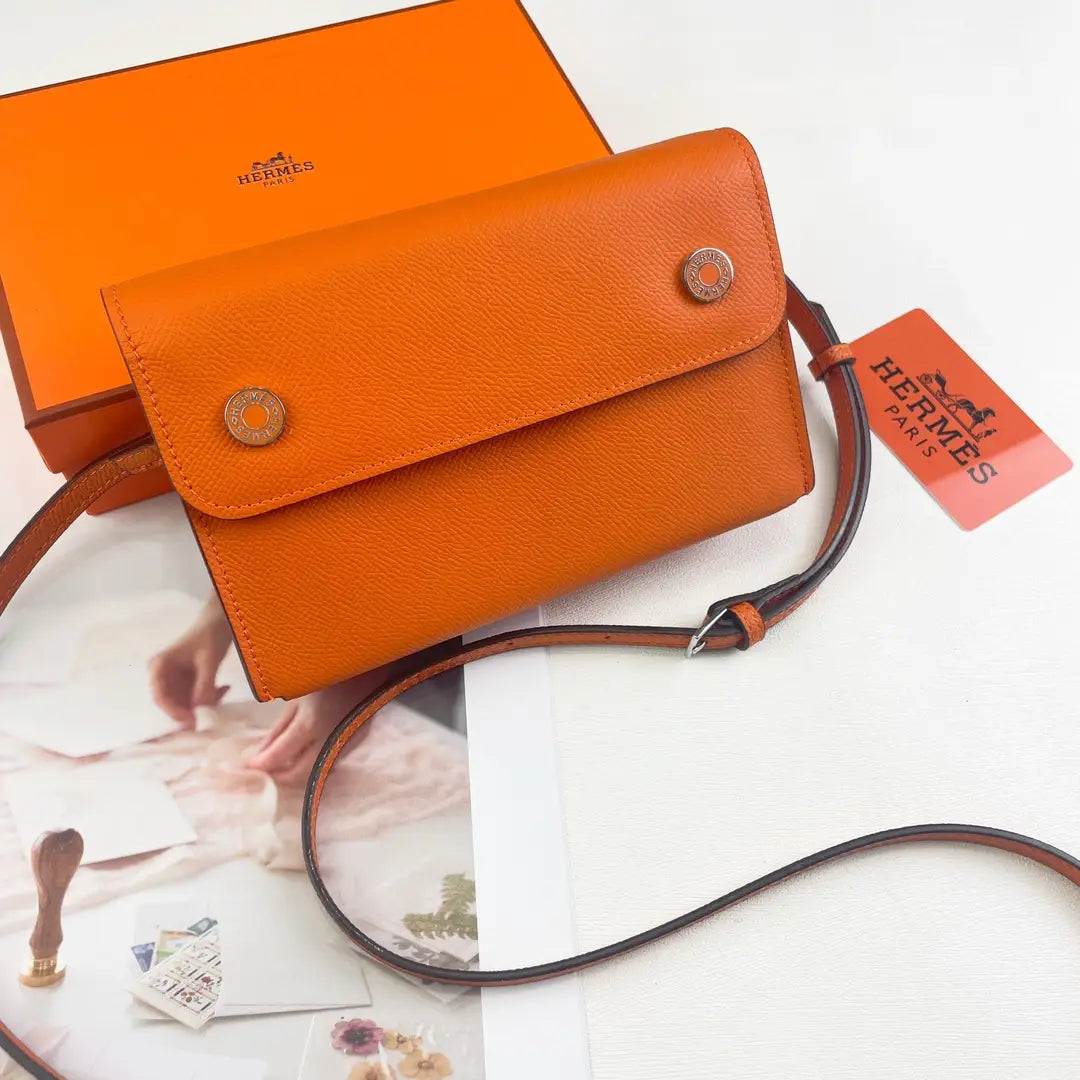 Luxury Hermes Calfskin Leather Crossbody Snap Bag