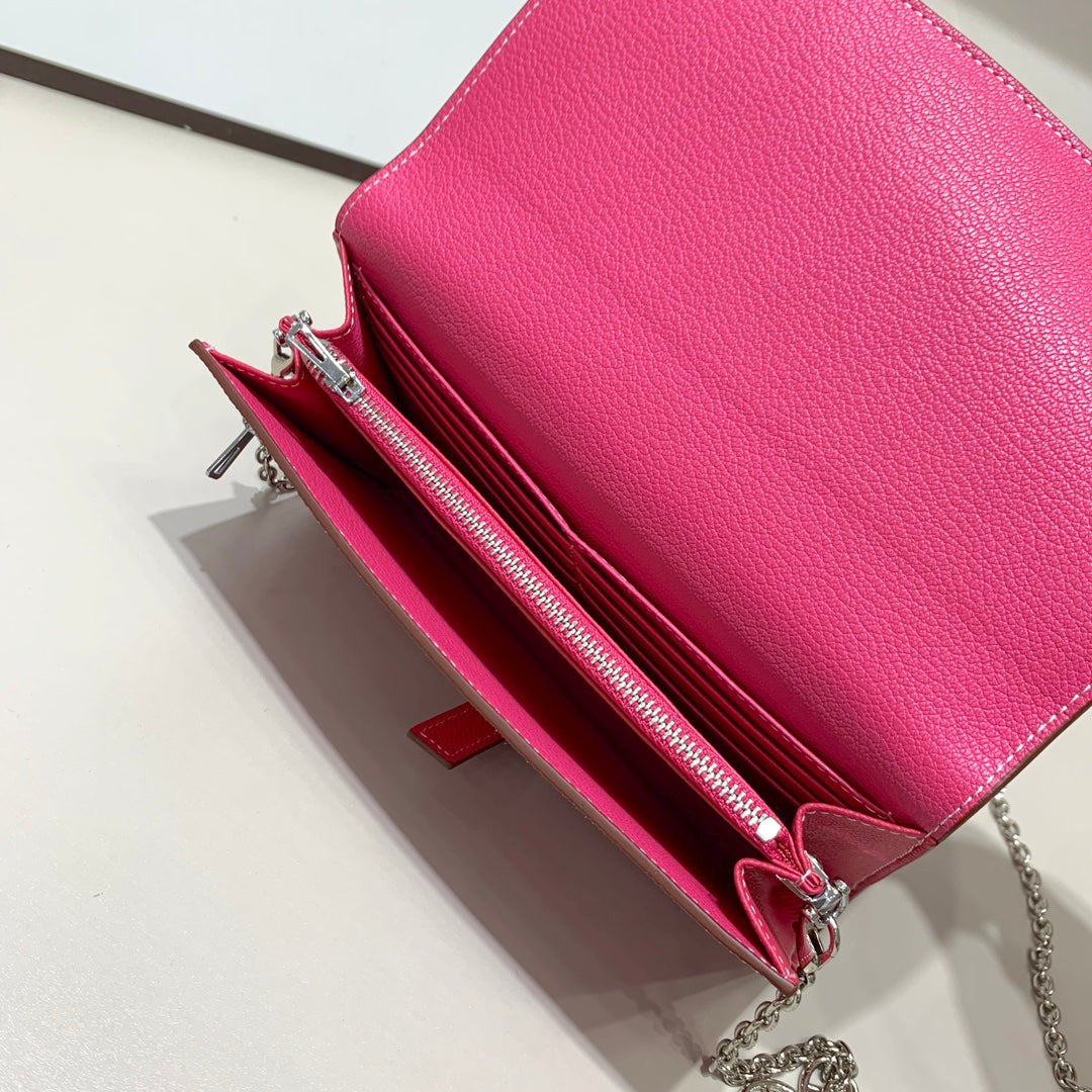 Luxury Hermes Wallet with Chain