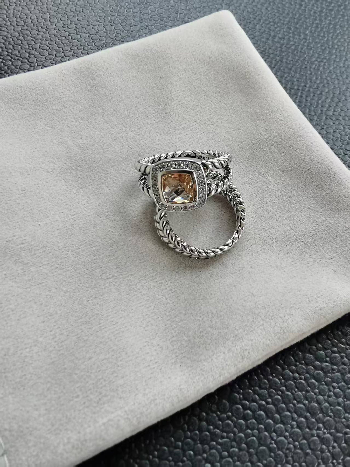DY DR21 Simple Zircon Ring Popular Knot Line Ring Jewelry