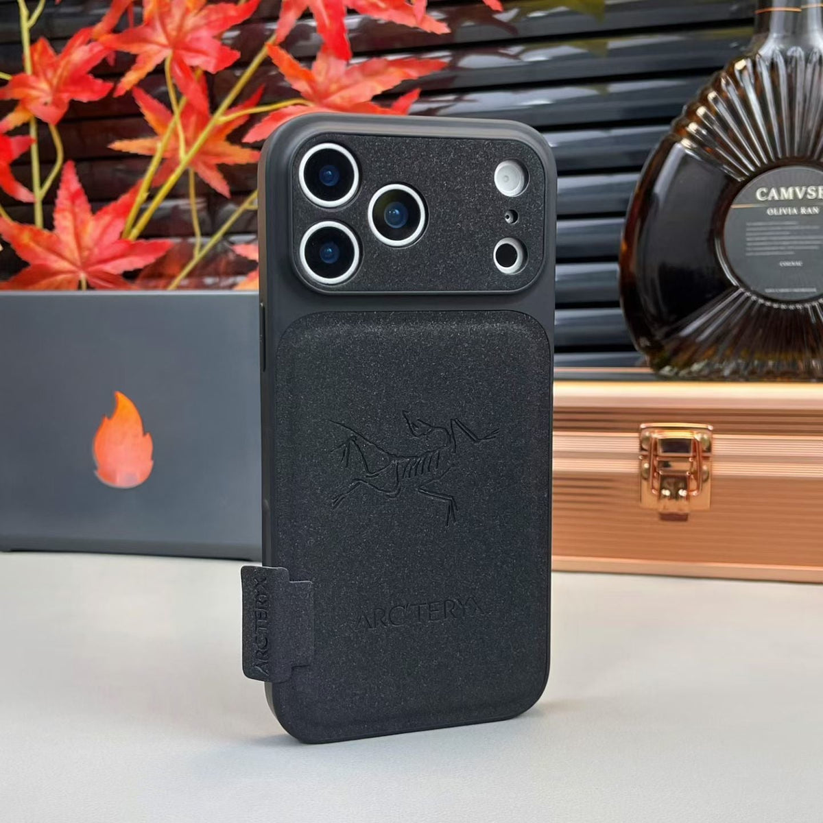 Elegant Phone Case – Luxury Protection For iPhone 17/ 16/ 15/ 14