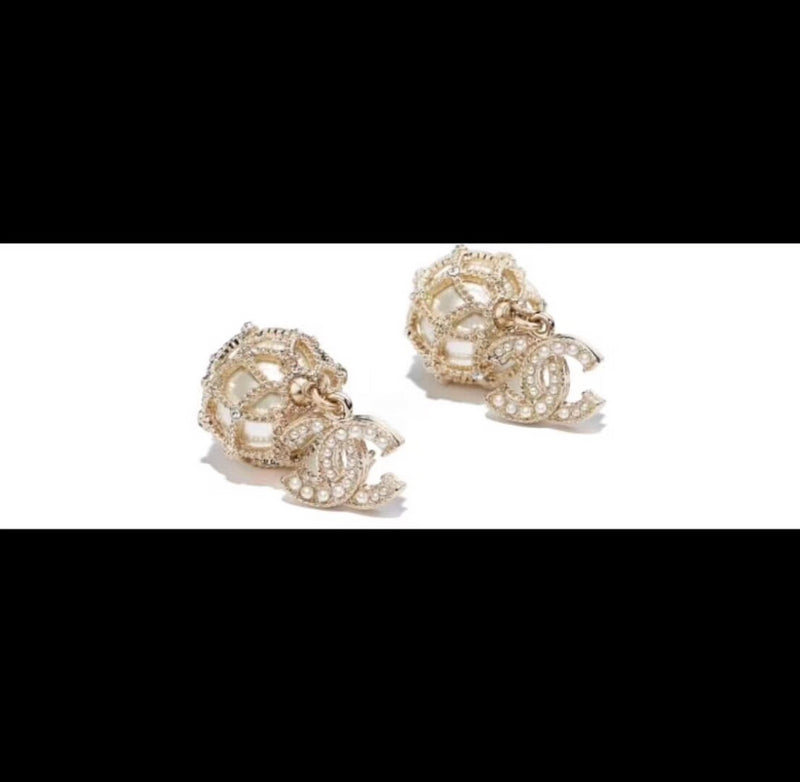 CHE33 Classic  Women's  Earrings  Jewelry