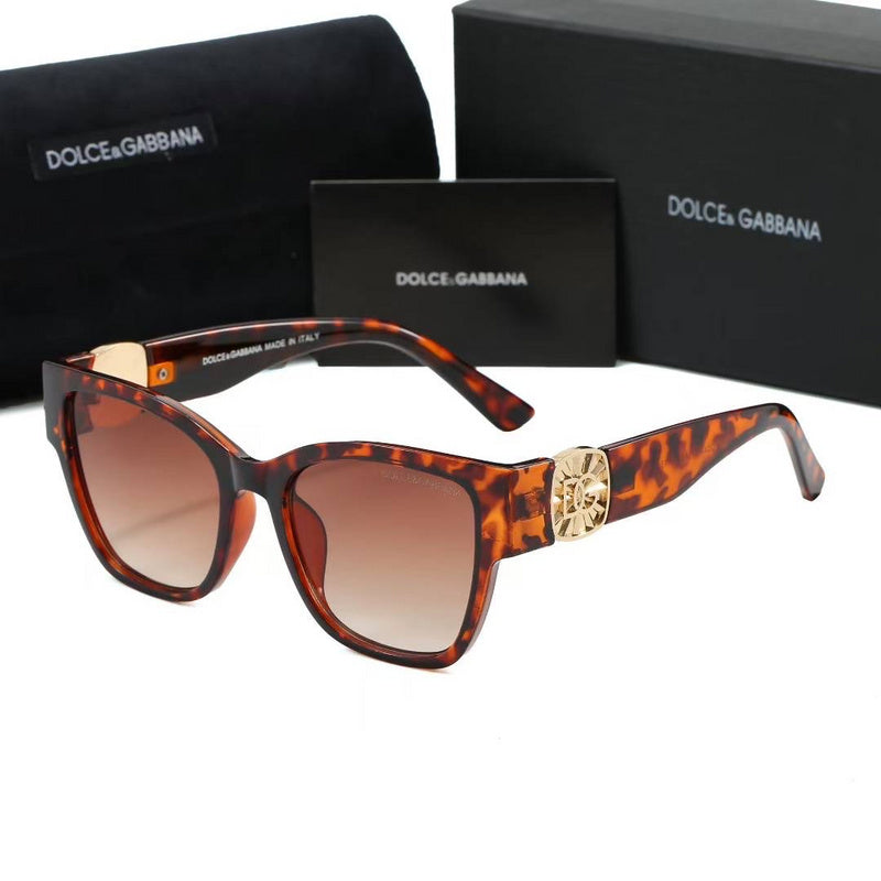 4470  Sunglasses with box