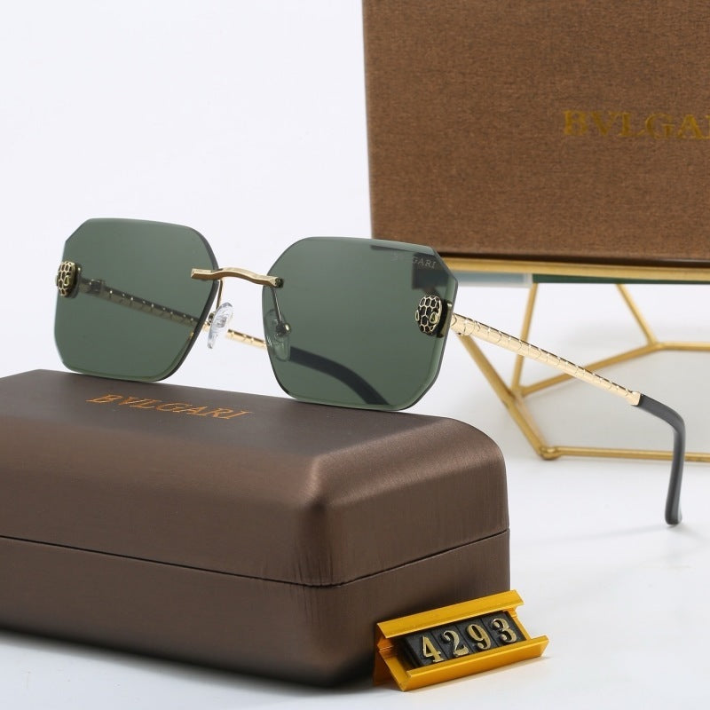 4293  Sunglasses with box