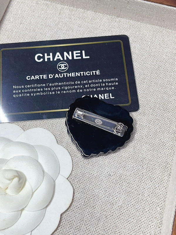 D188 New women's brooch jewelry