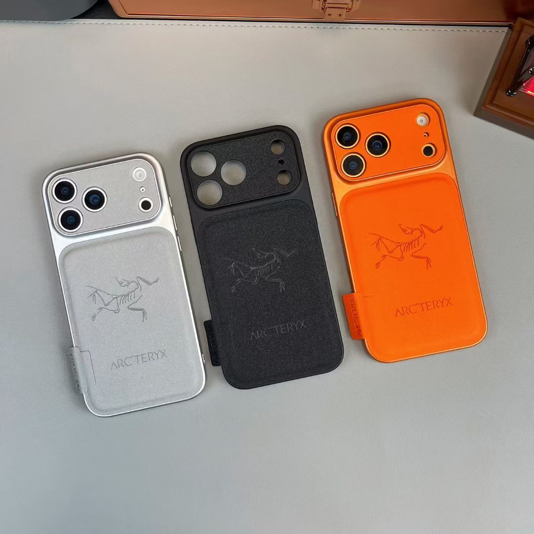 Elegant Phone Case – Luxury Protection For iPhone 17/ 16/ 15/ 14