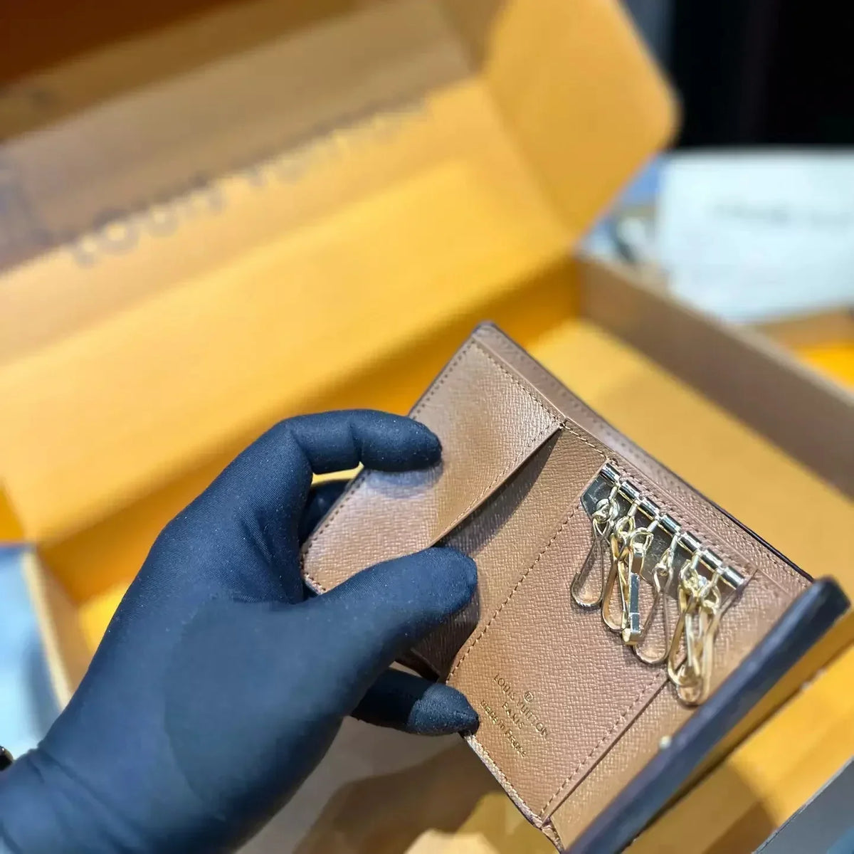 Louis Vuitton Leather 6 Key Holder