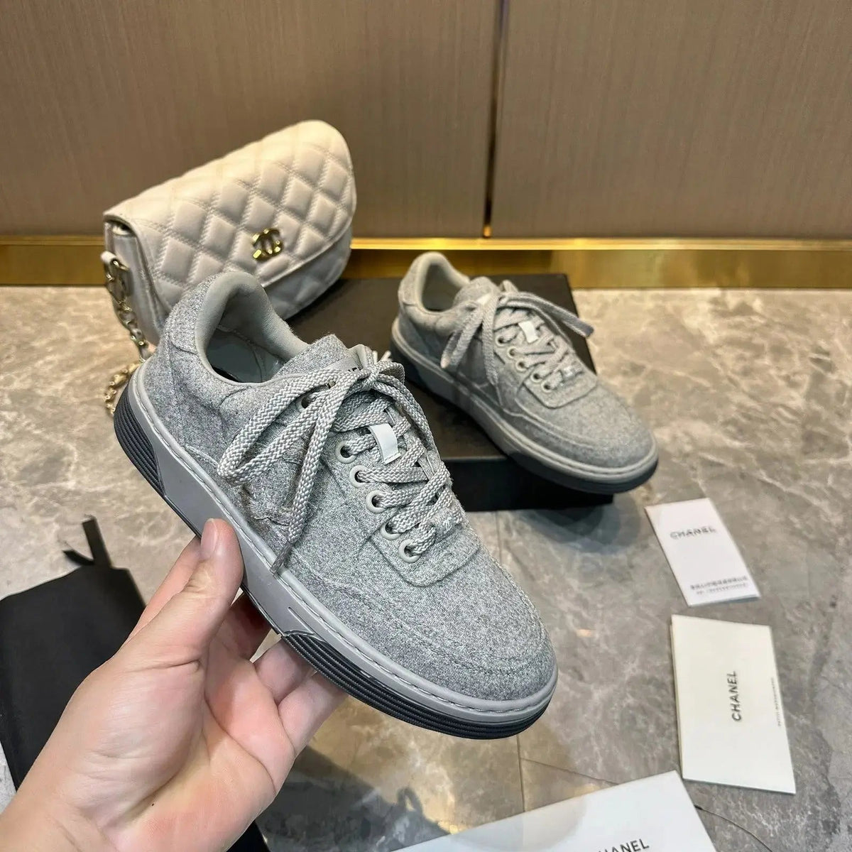 Designer Sneakers *NEW* #E1161