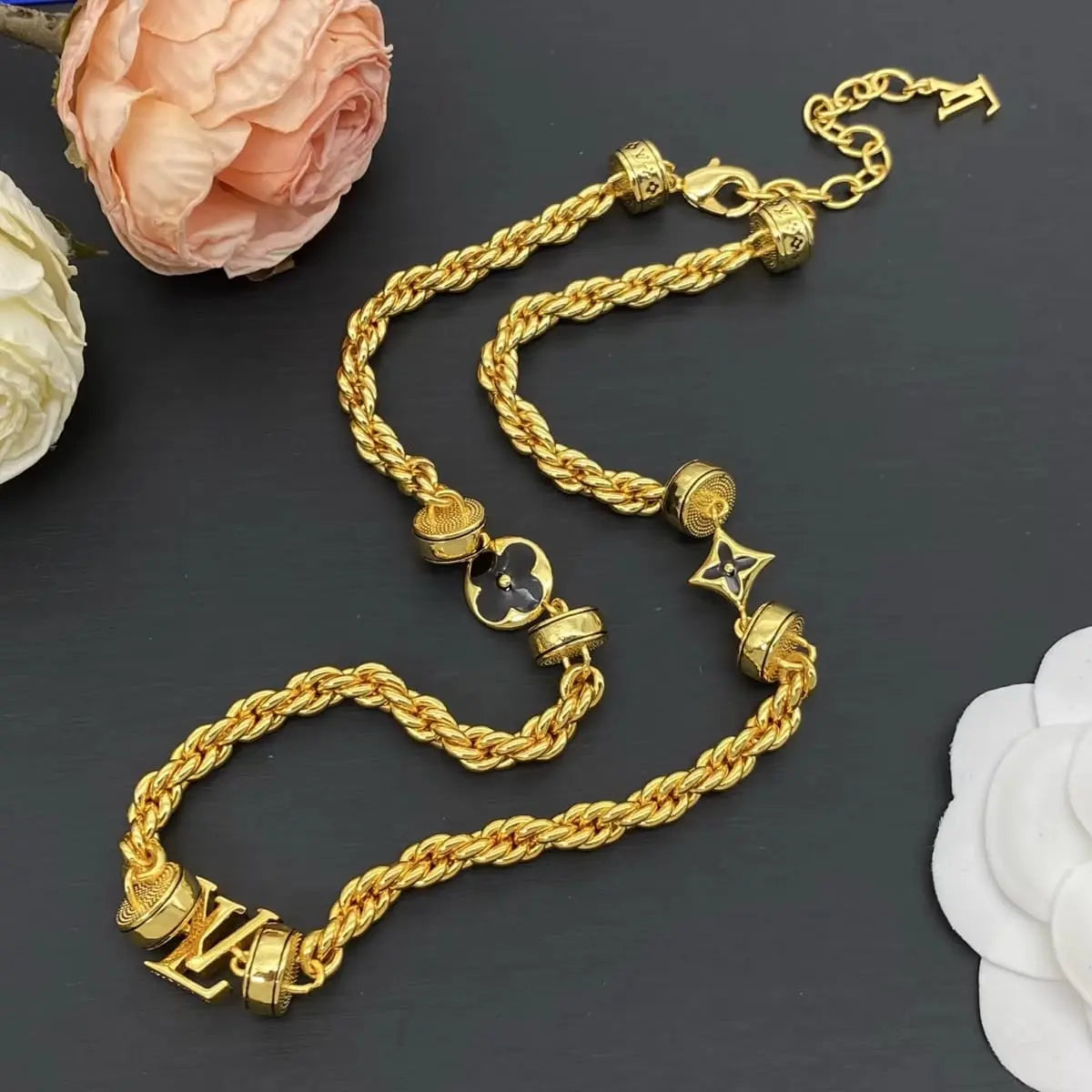 Designer Necklace *NEW*